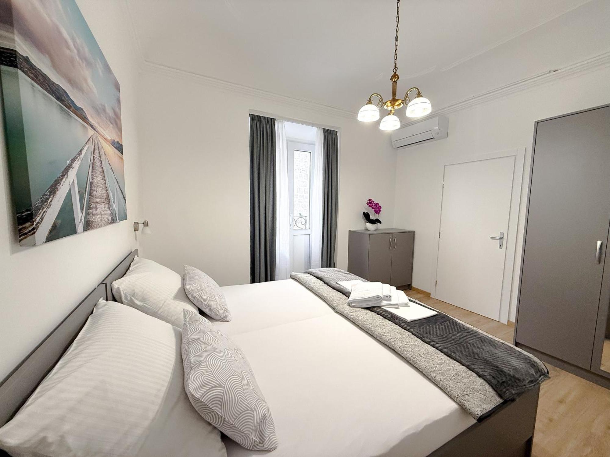 Anima Mea Old Town Apartments Dubrovnik Rum bild